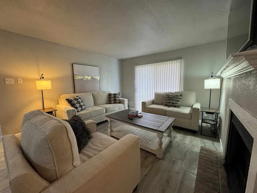 Cozy Stay in Beaumont’s Westend 2BR sleeps 6! - Image 1