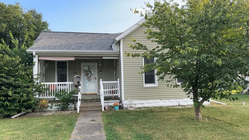 Chestnut cottage. - Image 1