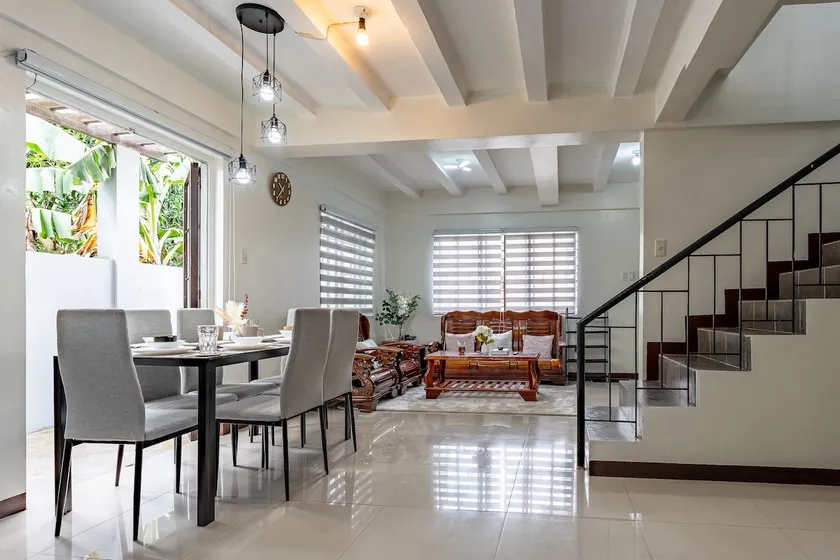 Spacious 3BR House | Wifi | Netflix |Near Tagaytay - Image 1