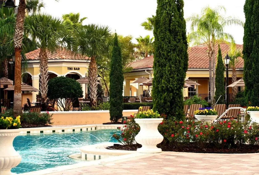 Stay in Disney - Image 1