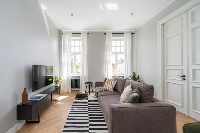 Bold 1909 Residences - Art Nouveau Living - Image 1