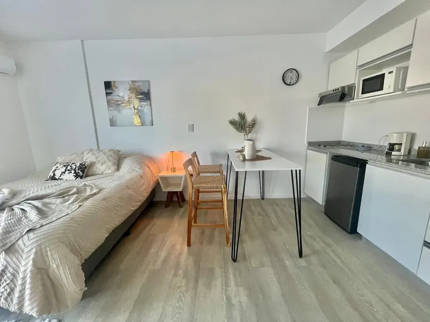 L&M Studio Suite - Image 1