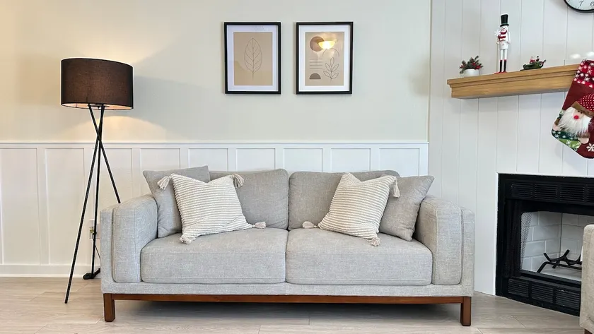 Entirely Remodeled Townhouse – Excellent Location - Image 1