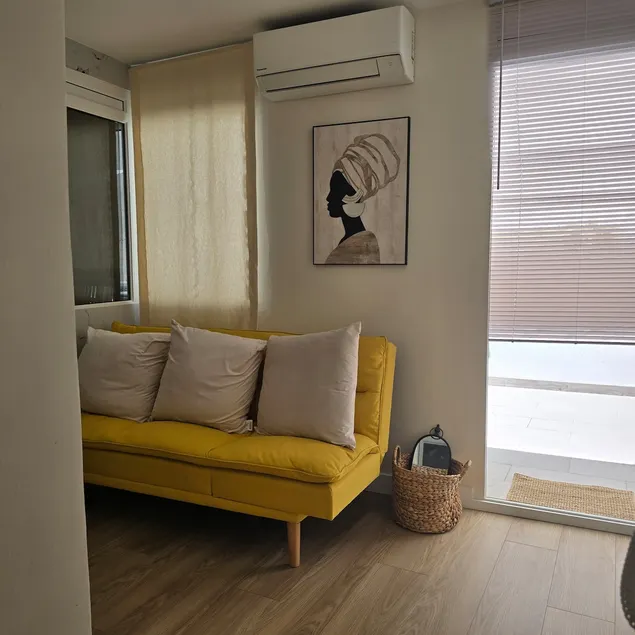 Light, comfort and terrace. Sanlúcar - Image 1