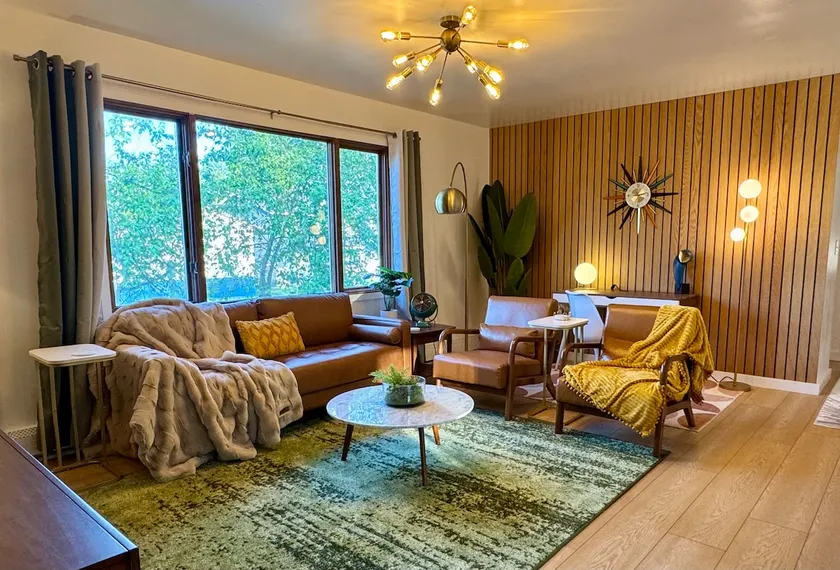Stylish Mid-Century 2BR | Downtown/ Near Hospitals - Image 1