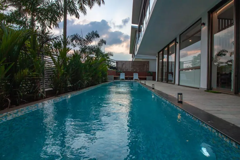 Cloverleaf villa - Image 1