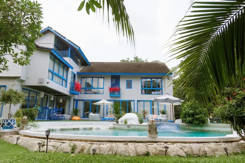 Private Pool Party Villa BBQ & Karaoke, Sleeps 10+ - Image 1