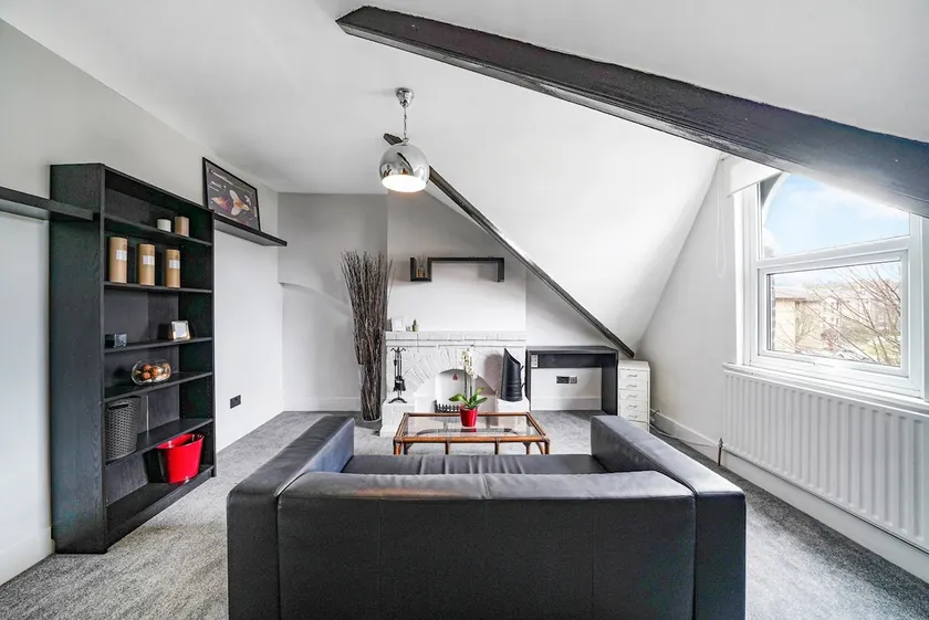 Charming Designer Cosy Loft Apartment - Image 1