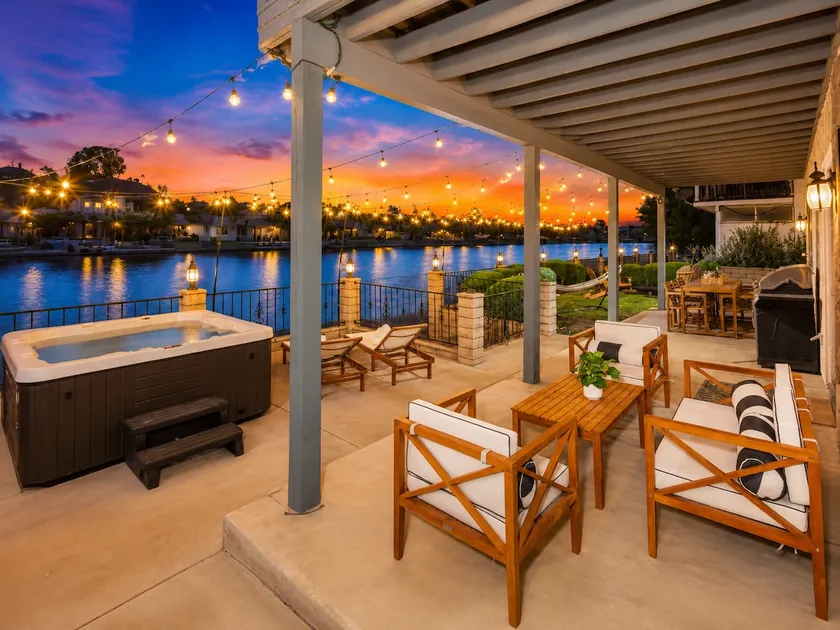 Family Lakefront Escape 4BR 3BA | No Cleaning Fee - Image 1