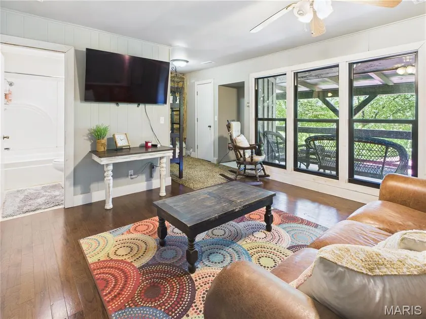 Rapid Rest Cabin - Image 1