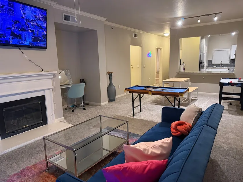 Heart of Dallas | Spacious 2BR/2BA - Image 1