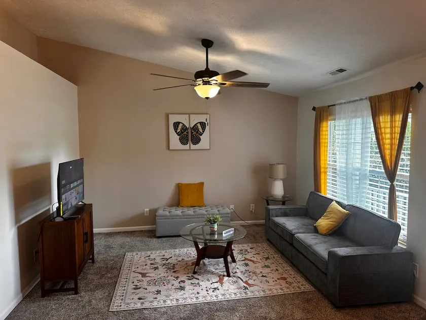 Cozy Home at Indianapolis west - Image 1