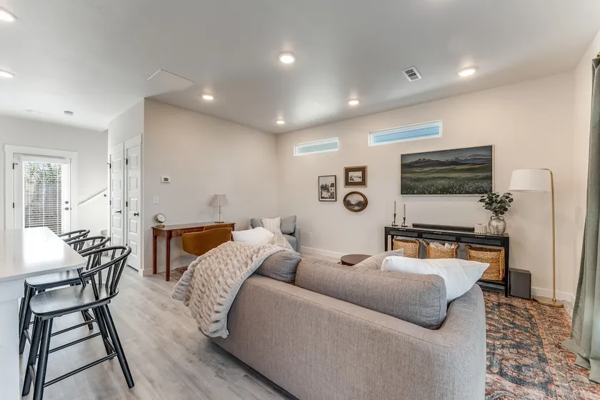 The Evergreen – Modern, cozy home near Bentonville - Image 1