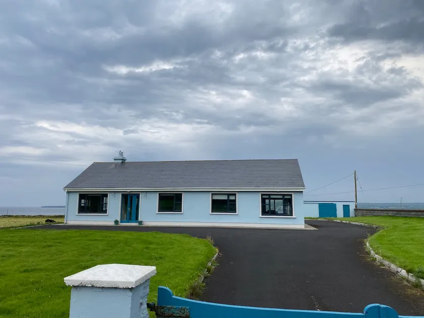 Cosy Family Home near Lahinch | Atlantic Views - Image 1