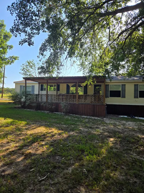 Country home by Lake Fork - Image 1