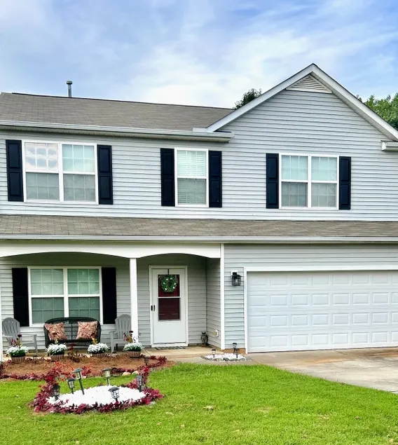 D's Creekside NorthCarolina Home Sleeps 10 Apartment A - Image 1