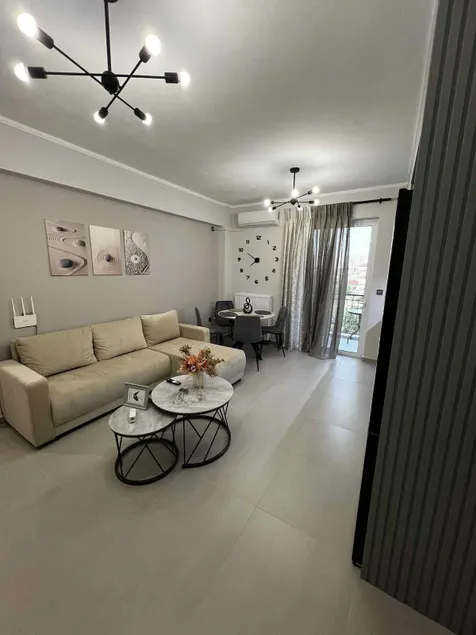 L28 apartment - Image 1