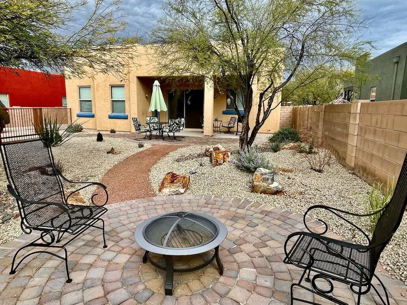 Beautiful Southwest Retreat in Civano - Image 1