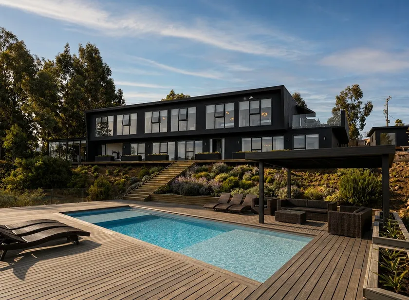 Tunquén: Luxury Villa with Pool and Private Tennis Court - Image 1