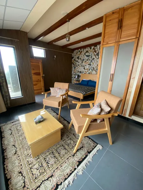 One Bedroom Cabin - Nathia/Dunga Pipeline Track - Image 1