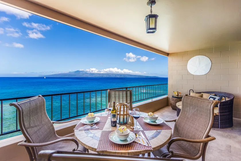 Romantic Oceanfront Escape | Panoramic Views - Image 1