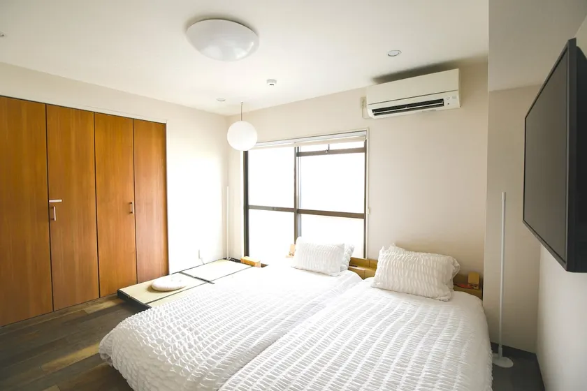 4-minute walk from Tenbukan-dori Station/maximum 3 beds/up to 3 people/all renovated/Japanese-style modern/dryer included - Image 1