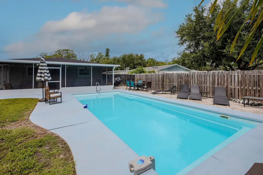 Paws & Play | Pet-Friendly Pool Home Near Beaches - Image 1