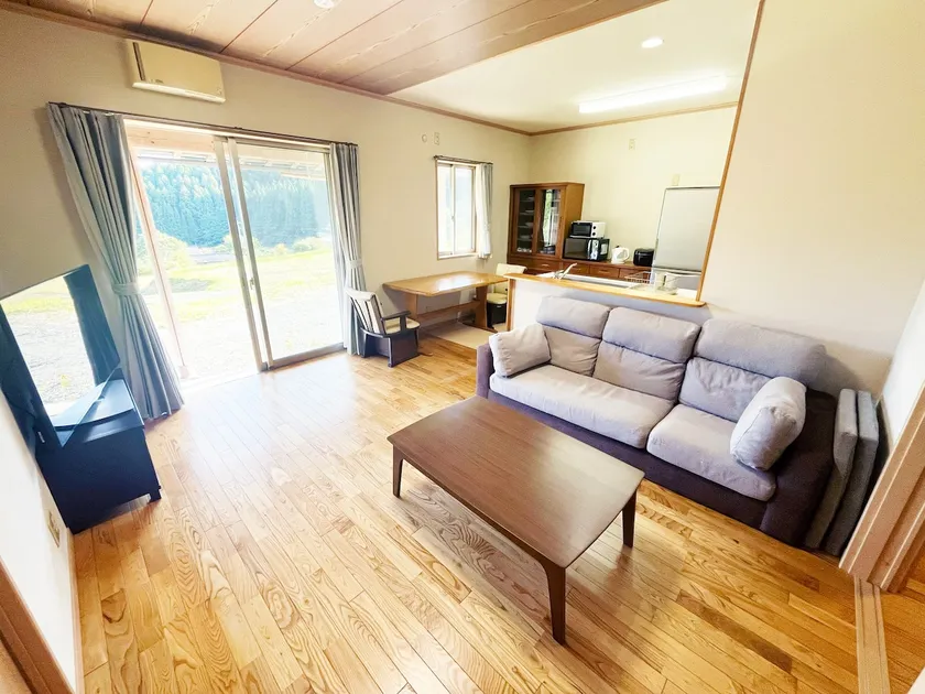 Rural Home for 6 | Stars | Onsen 5-Min Drive - Image 1