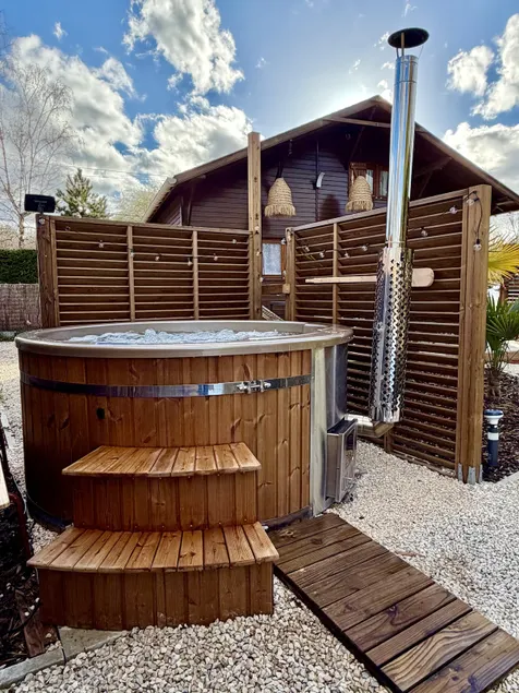 The setting: Chalet & Luxury Nordic Bath with Lake View - Image 1