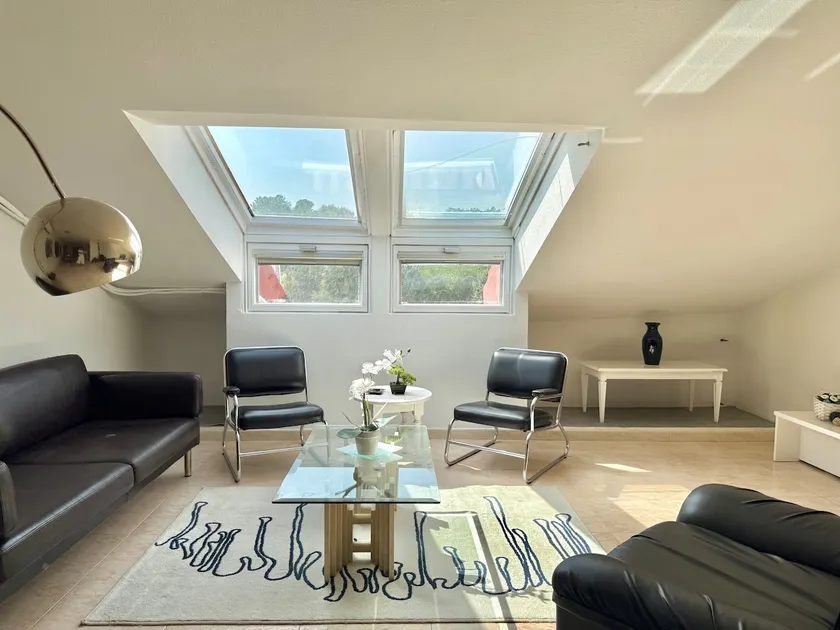 Penthouse Sierra Gredos Views with AC & Wi-Fi - Image 1