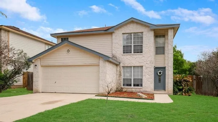 SeaWorld | Lackland AFB | SixFlags | Sleeps 10 - Image 1