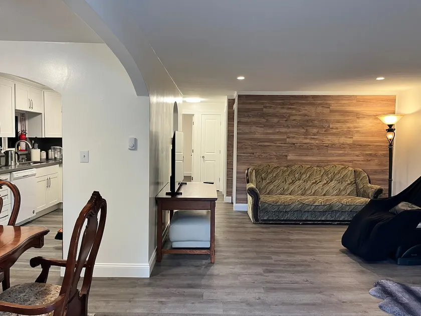 Cozy Stay• Near PLU, Tacoma Dome & Puyallup Fair - Image 1