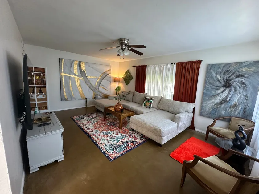Mid-Century Beauty - Image 1