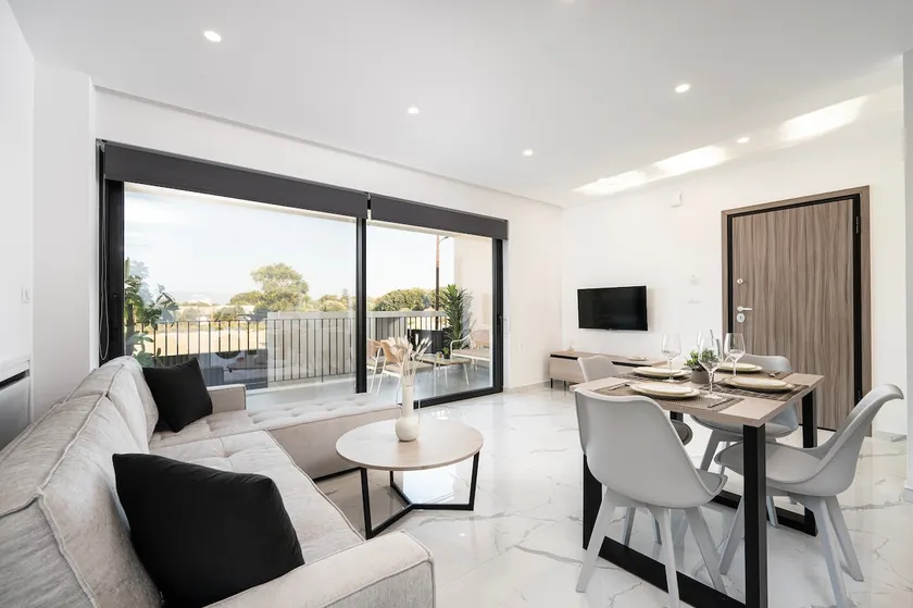 Icon Luxury Apartments - Image 1