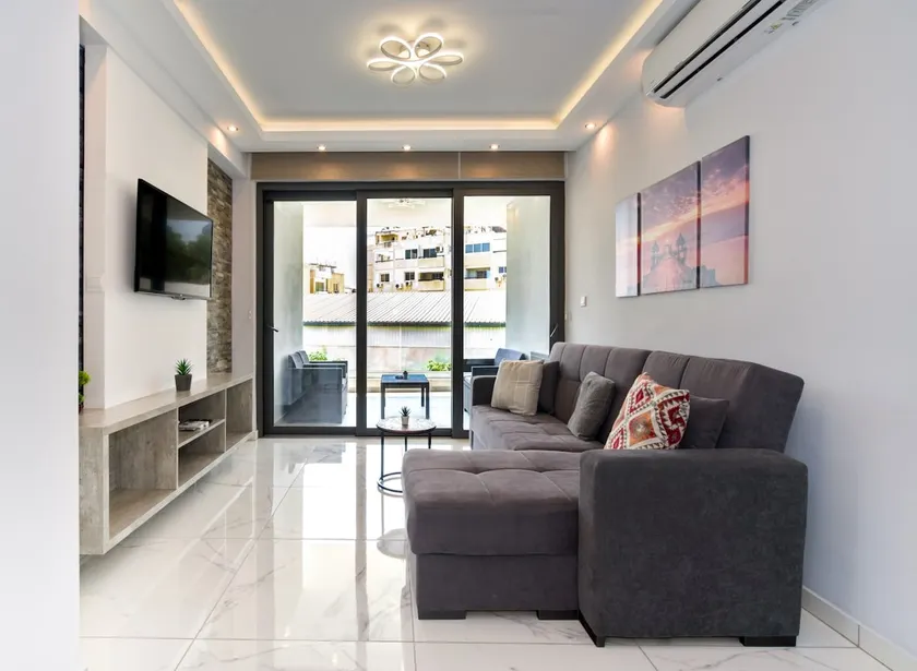 Luxury Modern Larnaca Central - Image 1
