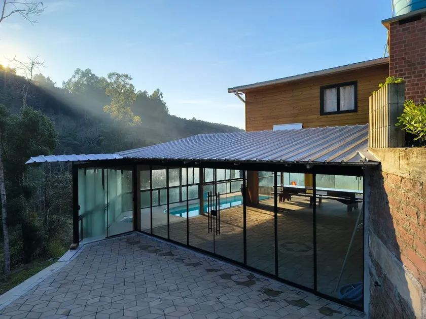 Chalet in Bom Princípio - Image 1