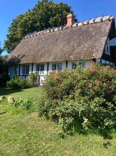Cozy half-timbered house close to the beach - Image 1
