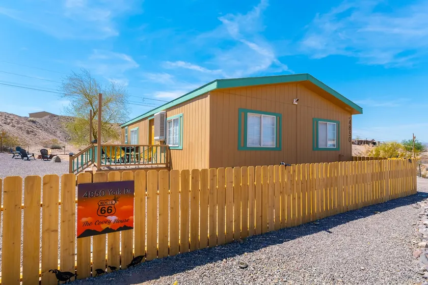 Topock Cozy Family Getaway - Image 1