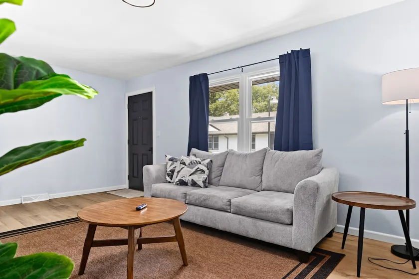Home Suite Home-H: Minutes to Downtown & P Heights - Image 1