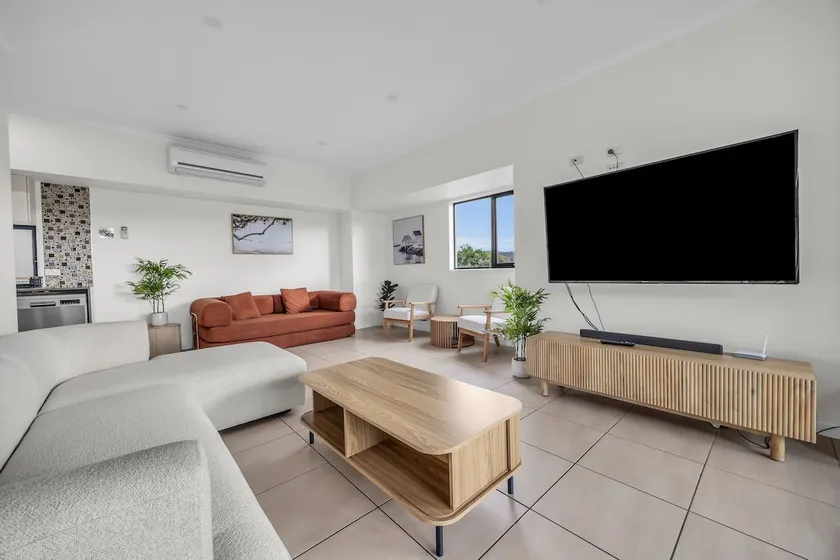 Saltwater Apartments - Image 1