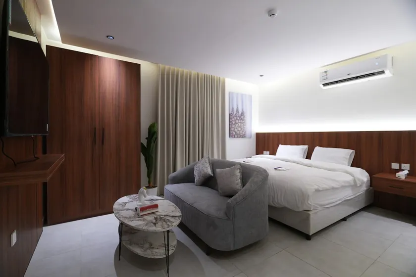 Comfortable Studio Opposite Specialist Hospital 305 - Image 1
