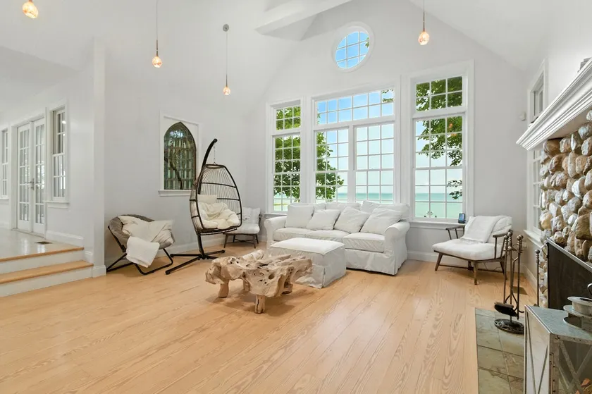 North Lakeshore Retreat - Image 1