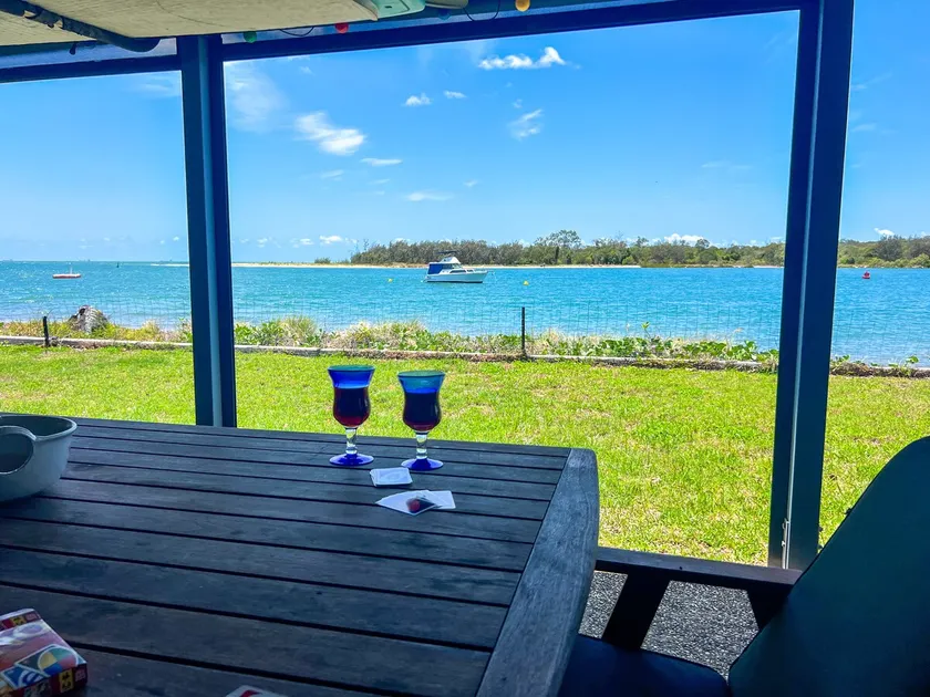 Pet-Friendly Absolute Beachfront Escape - Image 1