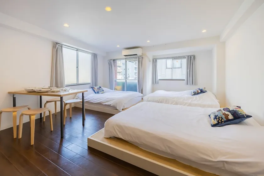 About 15 minutes to Asakusa and Akihabara | Accommodates up to 6 people | 2-minute walk from the nearest station | Convenient location for sightseeing - Image 1