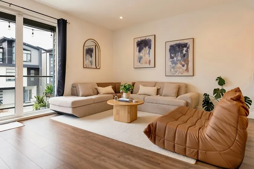 Luxury 3BR + Office, Fast WiFi, BBQ - Image 1