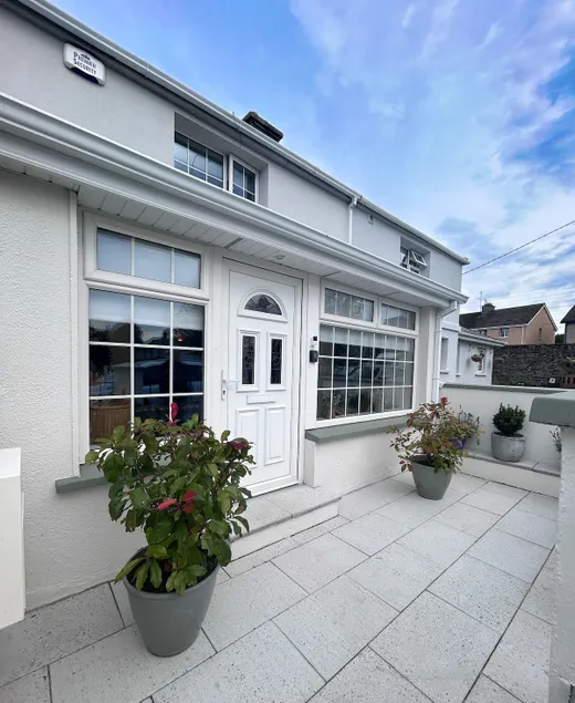 Newly Renovated Gem in the Heart of Cashel - Image 1