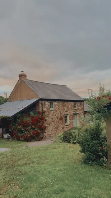 The Little Welsh Cottage - Image 1