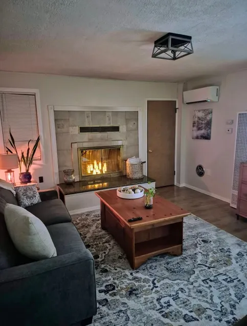 The Blue Door Cottage - Image 1