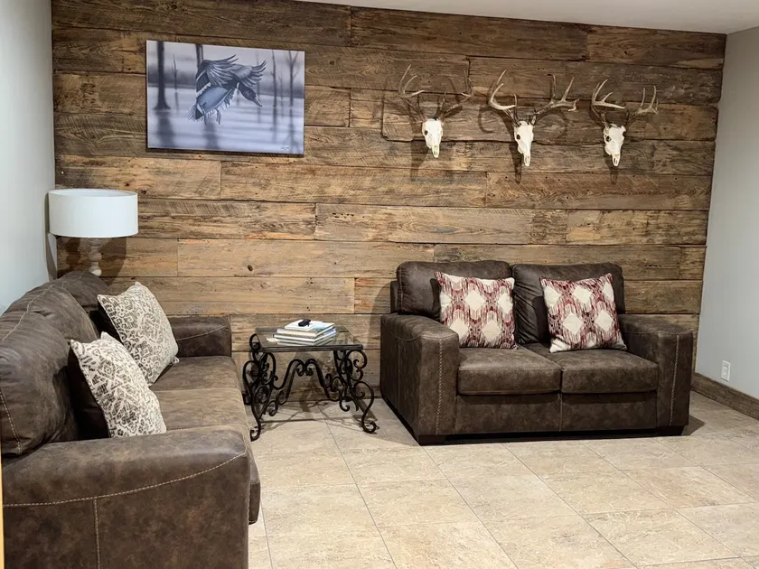 Easymoney Chalet - Image 1