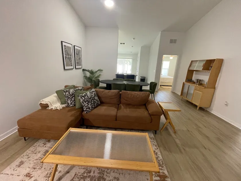 Sunny Palm Coast Retreat - Image 1